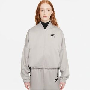 Nike Nike Air women's Therma-FIT oversized bomber jacket in gray XXL